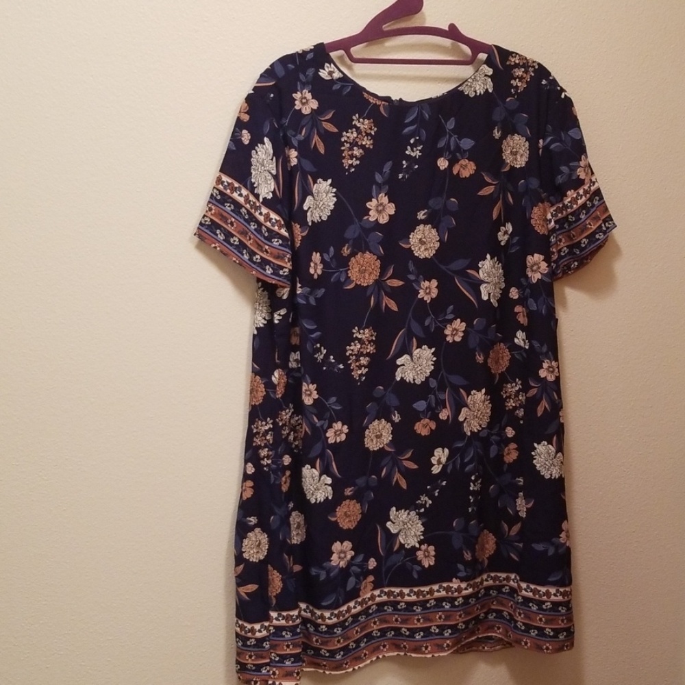 NEW Floral shift dress from Lulus!